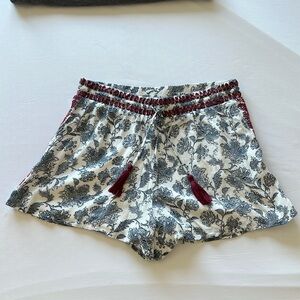 White Summer Shorts - Blue Rain Size M